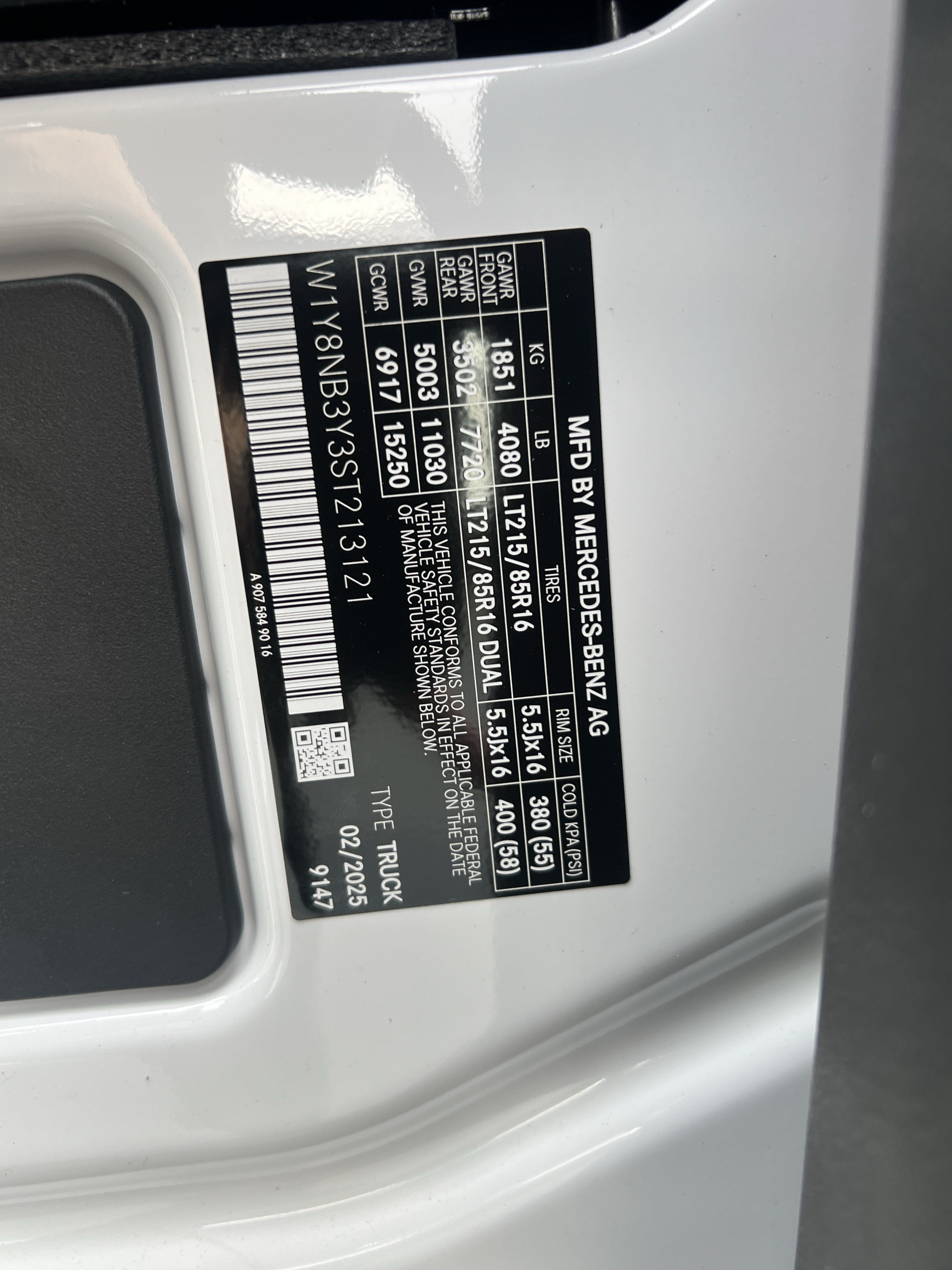 Used 2025 Mercedes-Benz Sprinter 3500 image 35