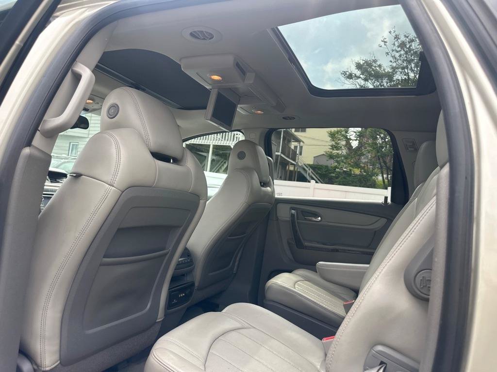Used 2013 Chevrolet Traverse LTZ AWD/4WD image 13