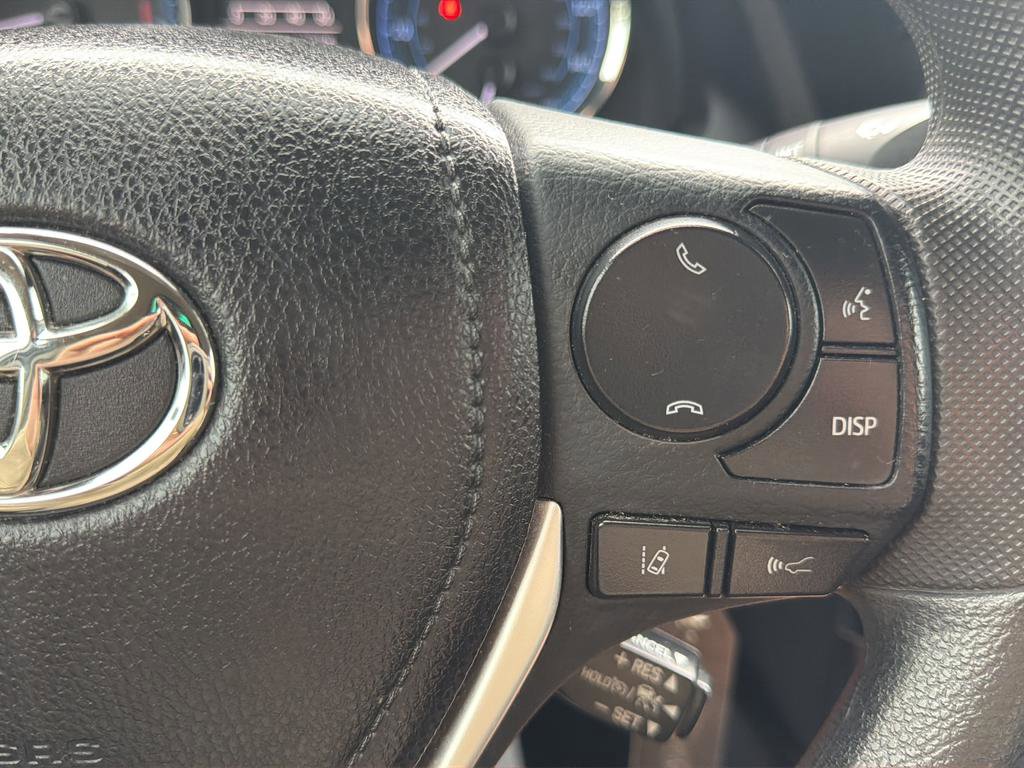 Used 2019 Toyota Corolla LE FWD image 21