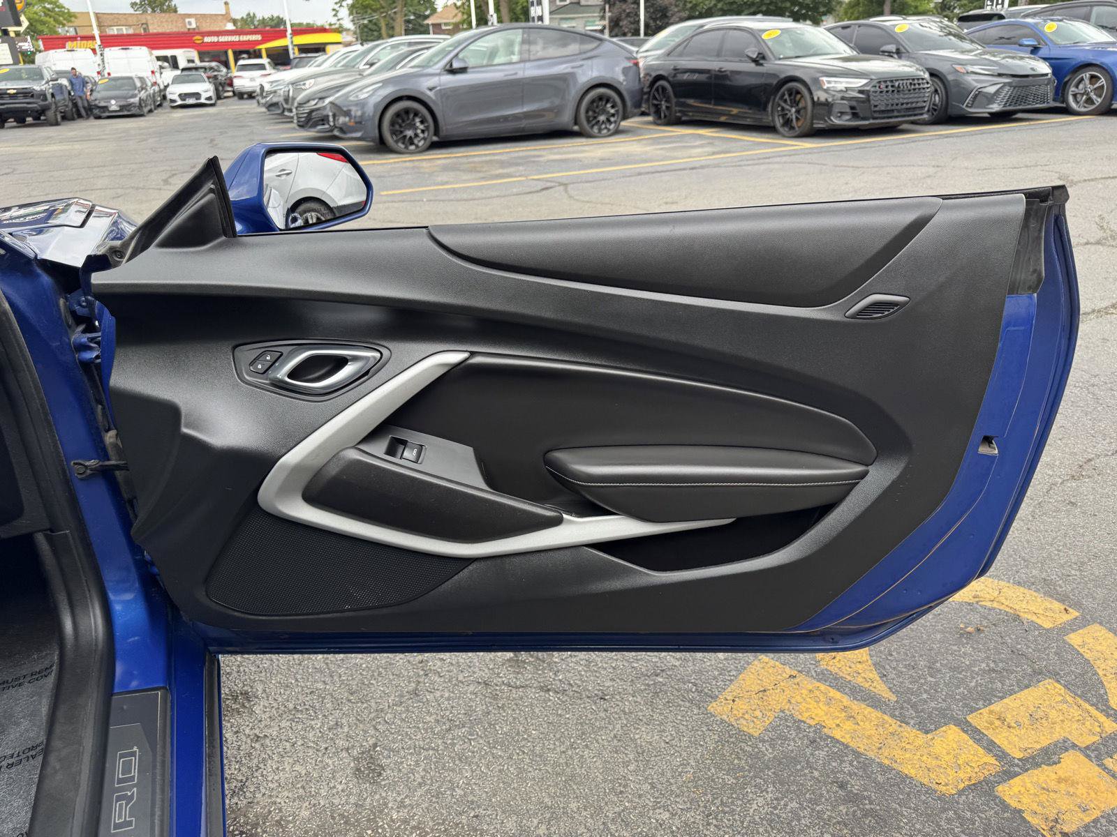 Used 2019 Chevrolet Camaro LT RWD image 29