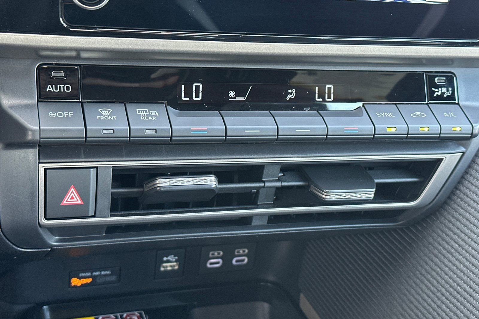 Used 2026 Toyota Camry SE image 24