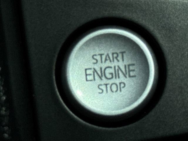 Certified 2022 Volkswagen Jetta SE FWD image 16