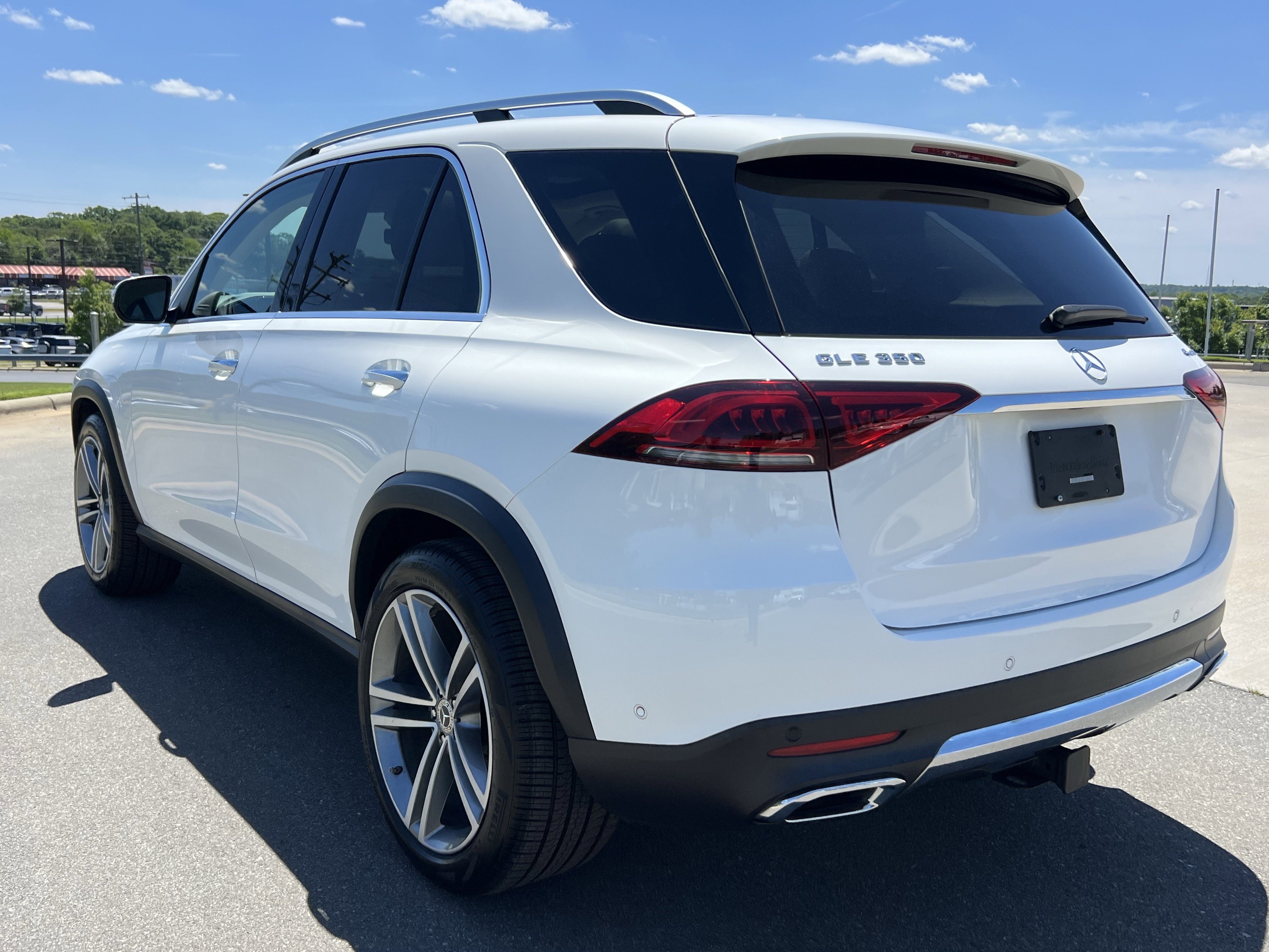 Used 2020 Mercedes-Benz GLE 350 4MATIC image 7