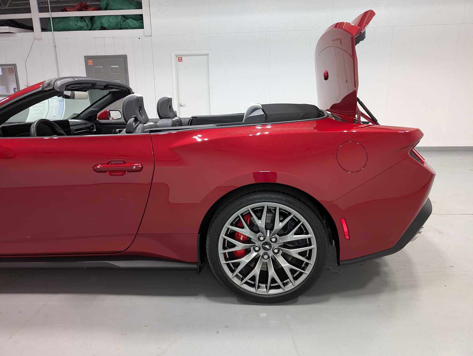 Used 2024 Ford Mustang GT Premium image 12