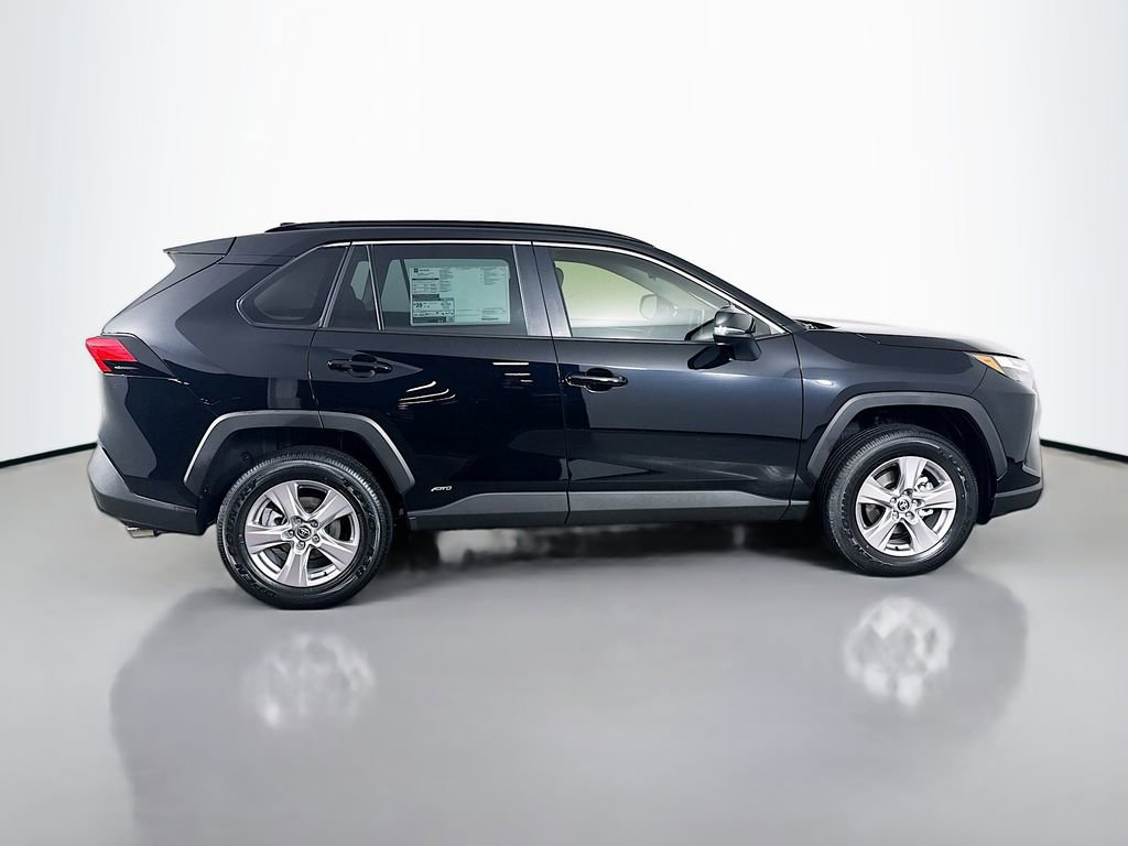 New 2025 Toyota RAV4 XLE image 4