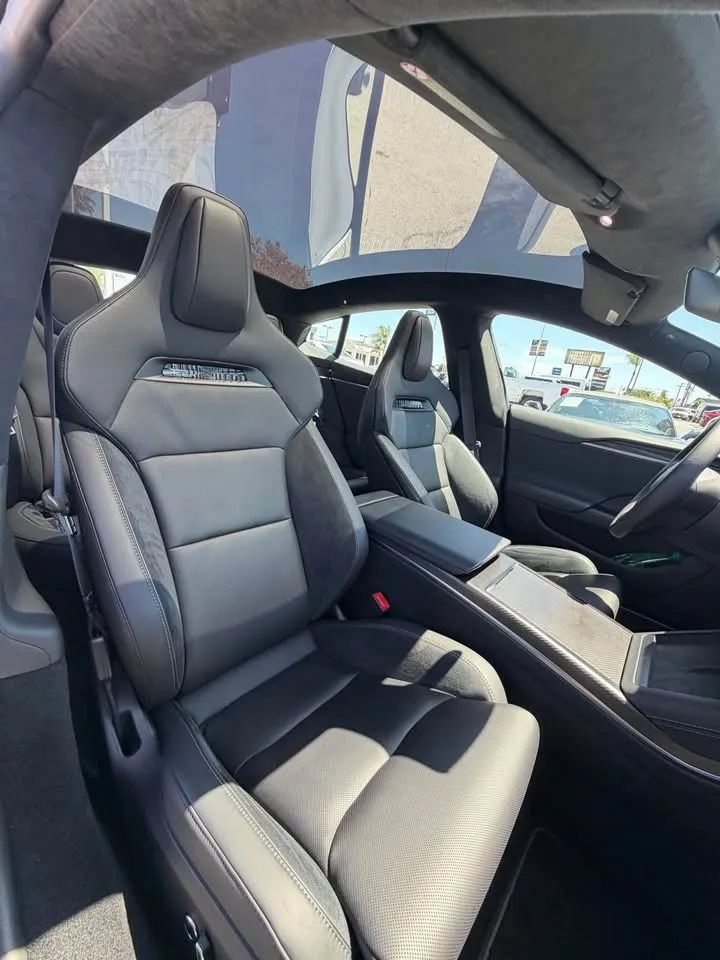 Used 2026 Tesla Model S Plaid AWD/4WD image 10