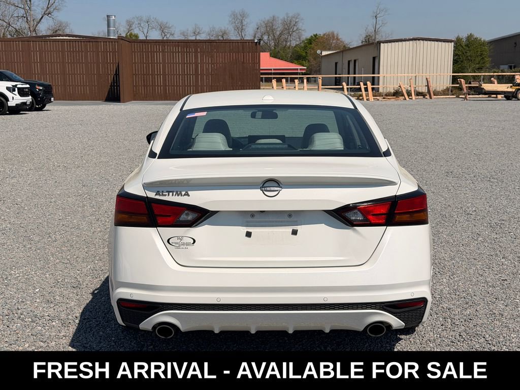 Used 2025 Nissan Altima 2.5 SV w/ SV Special Edition Package image 6