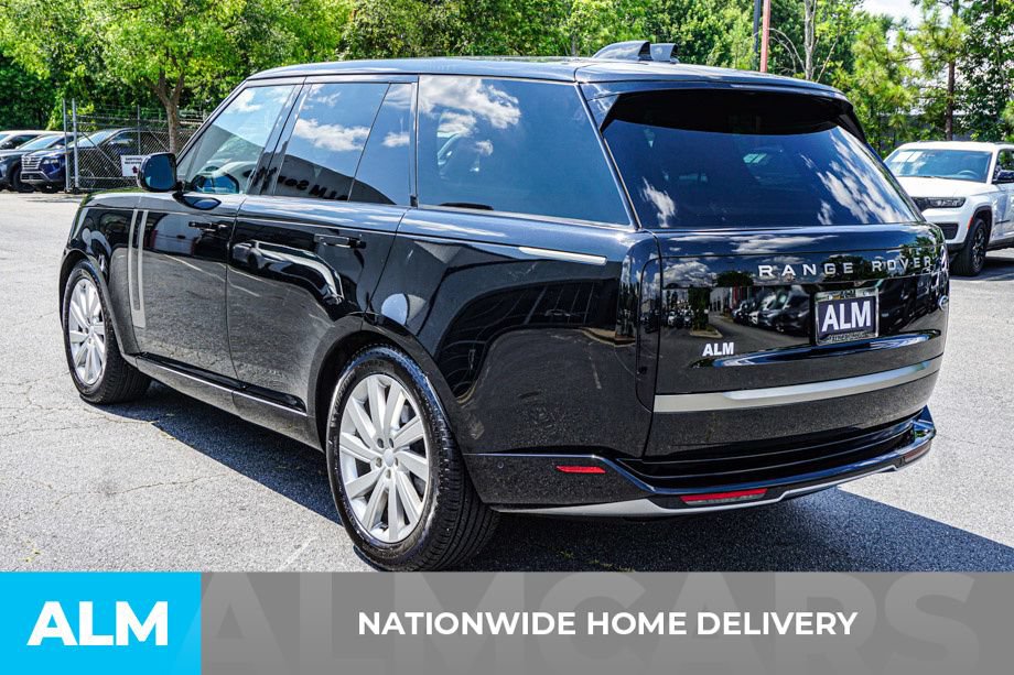 Used 2023 Land Rover Range Rover SE AWD/4WD image 4