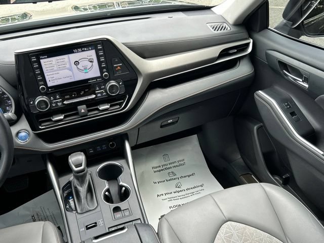 Used 2022 Toyota Highlander Bronze Edition AWD/4WD image 56