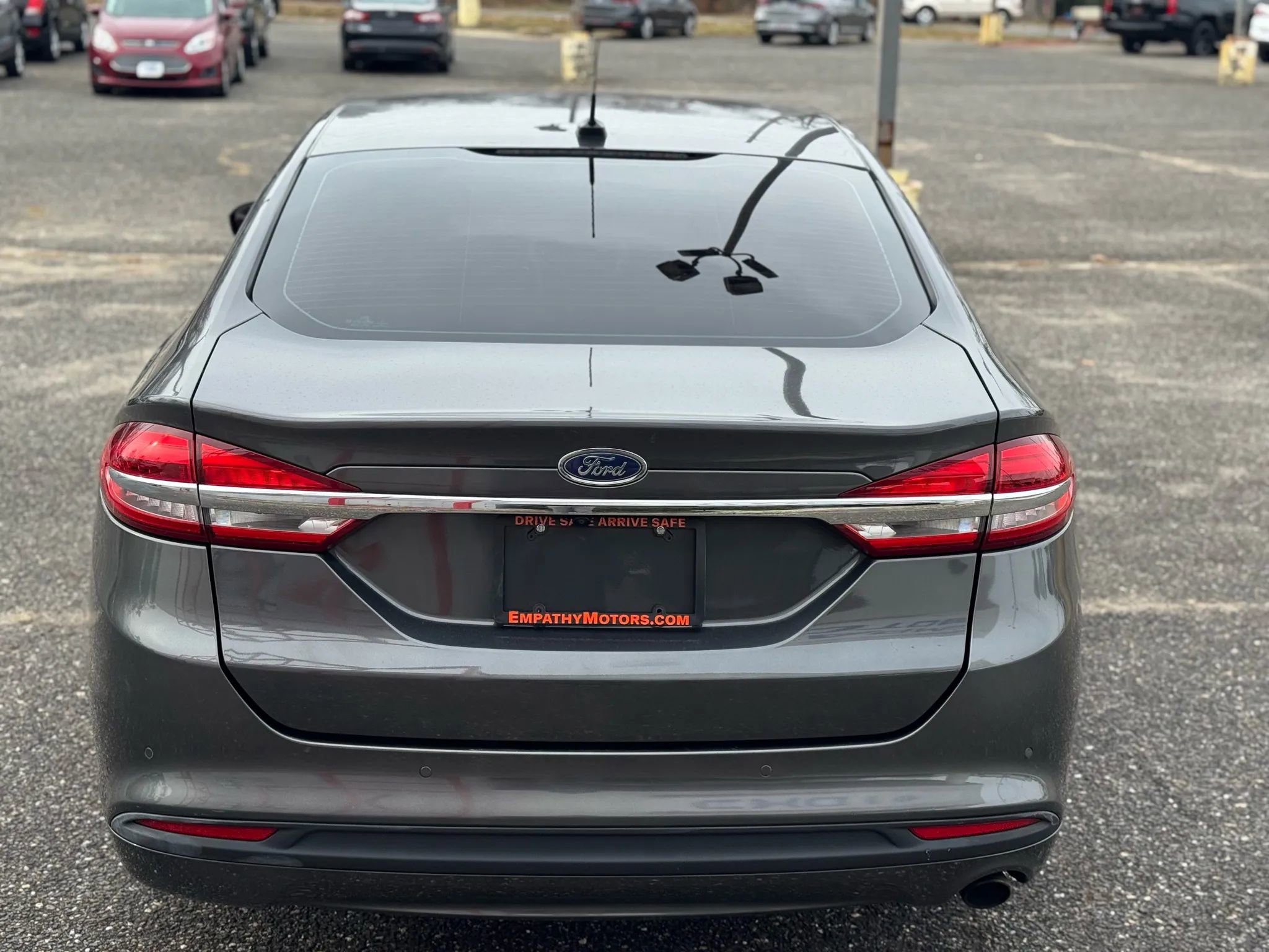 Used 2017 Ford Fusion SE image 7