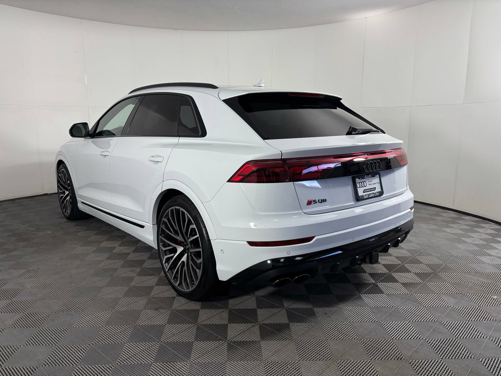 New 2026 Audi SQ8 Prestige AWD/4WD image 6