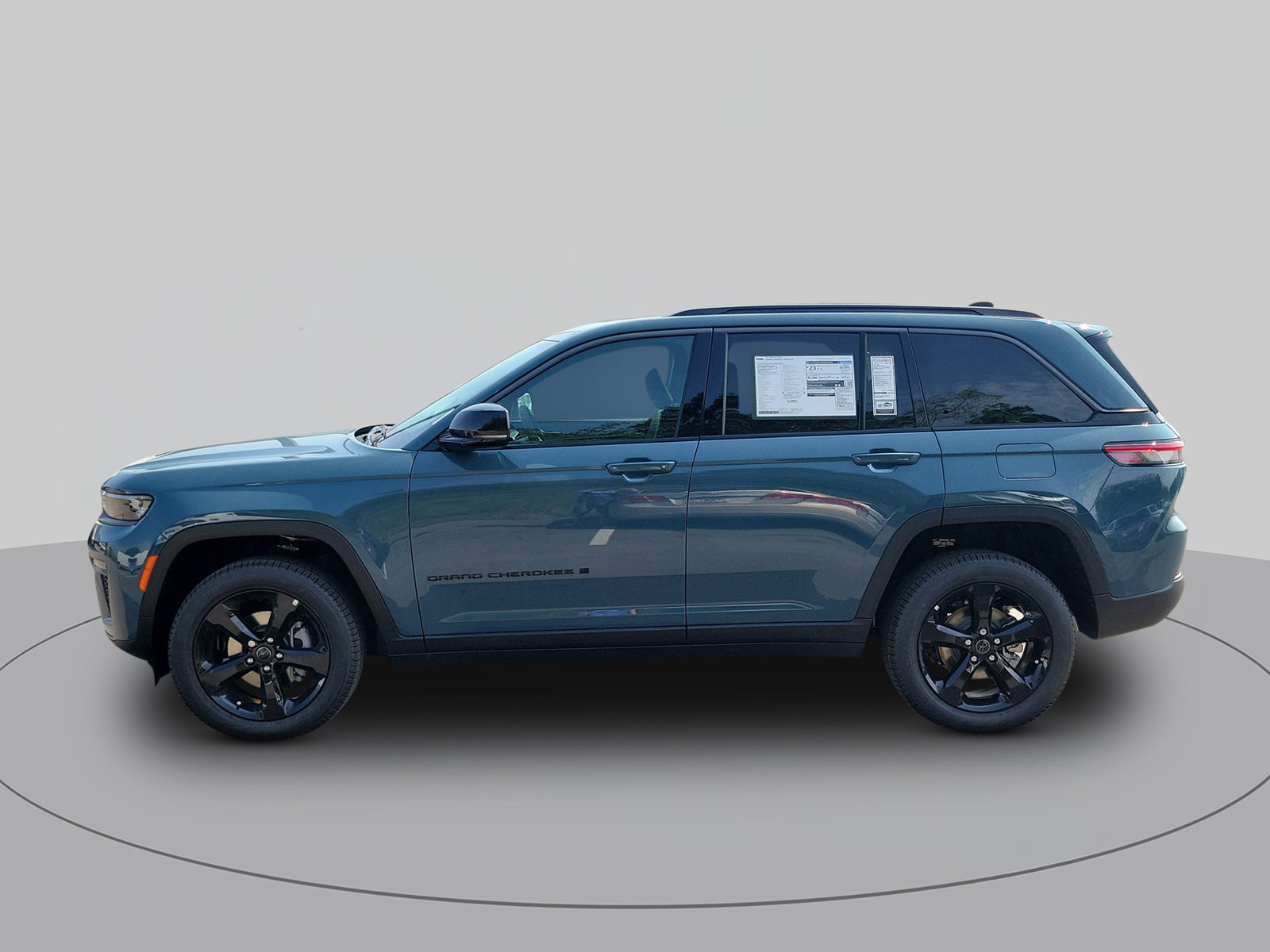New 2027 Jeep Grand Cherokee Limited RWD image 6