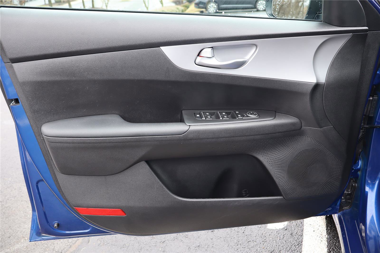 Certified 2023 Kia Forte LXS w/ LXS Technology Package image 13