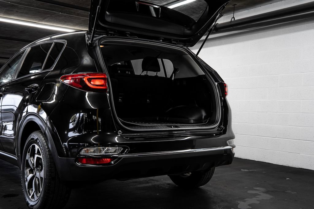 Used 2021 Kia Sportage LX image 17