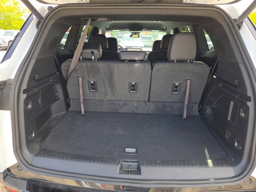 New 2025 Buick Enclave Sport Touring w/ Super Cruise Package image 19