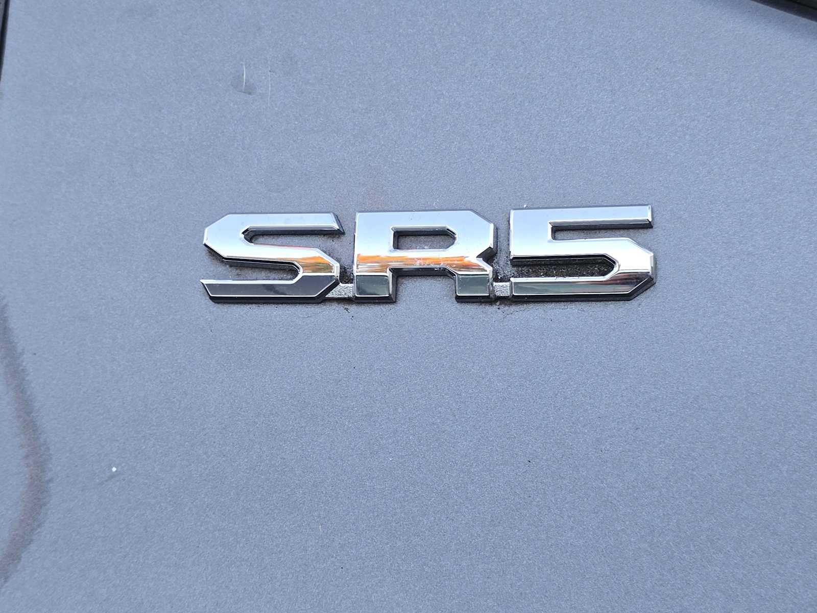 Used 2022 Toyota Tundra SR5 w/ SR5 Premium Package AWD/4WD image 5