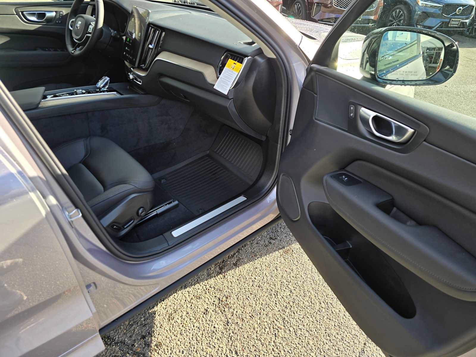 Used 2026 Volvo XC60 B5 Plus w/ Protection Package Premier AWD/4WD image 12