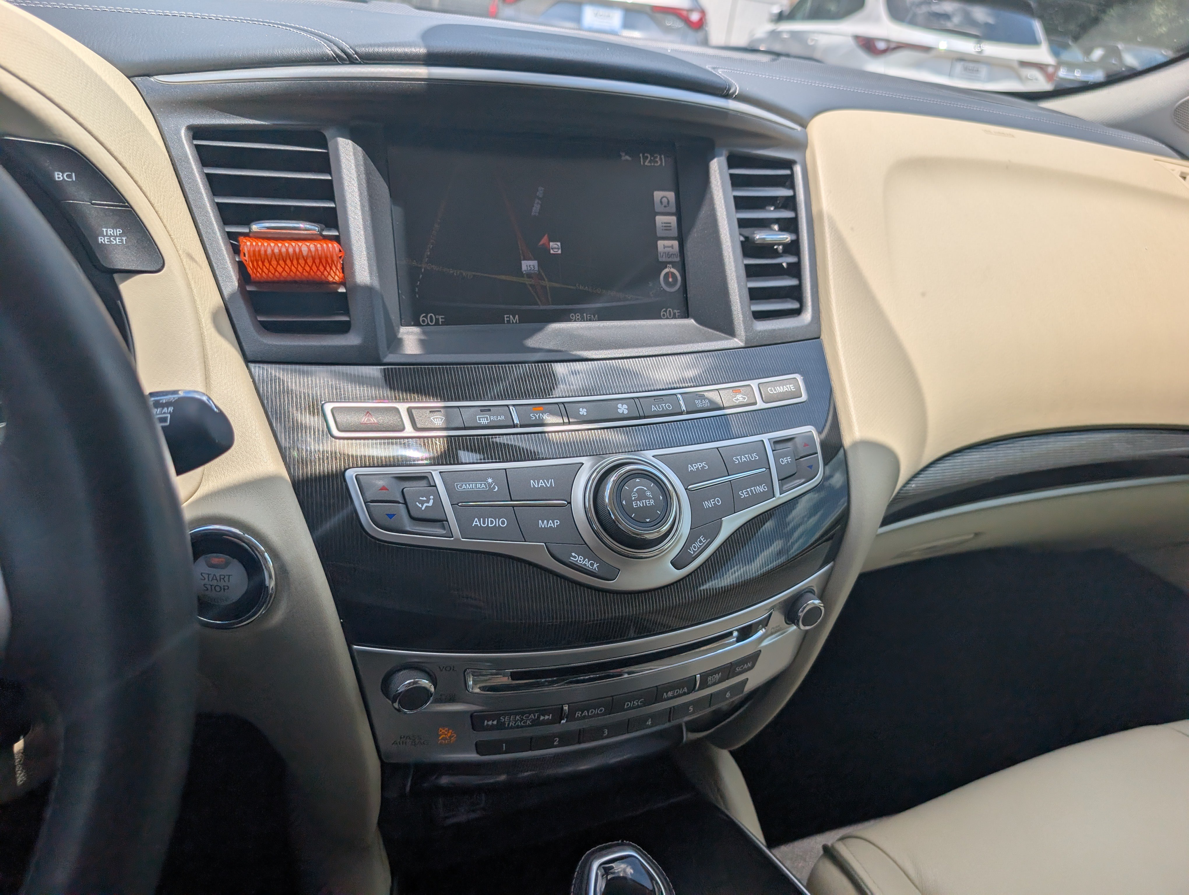 Used 2020 INFINITI QX60 Luxe w/ Essential Package AWD/4WD image 19