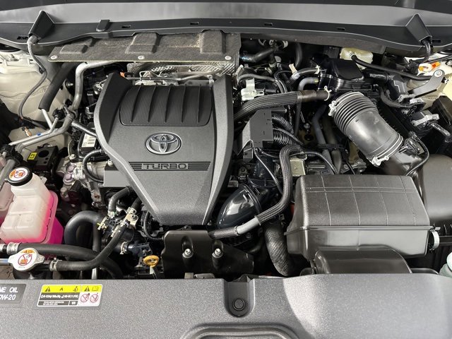 Used 2024 Toyota Grand Highlander AWD Hybrid image 10