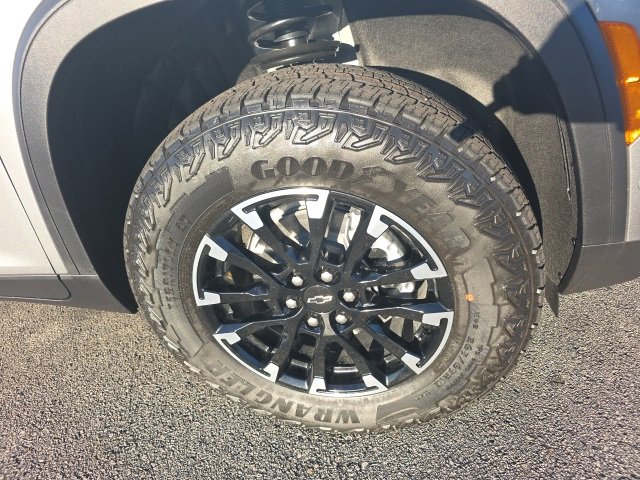 New 2026 Chevrolet Traverse Z71 w/ Enhanced Driving Package image 9