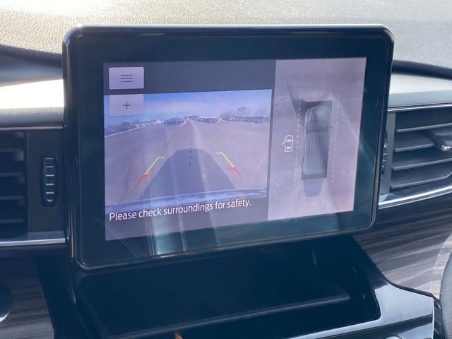 Used 2021 Ford Explorer Limited image 12