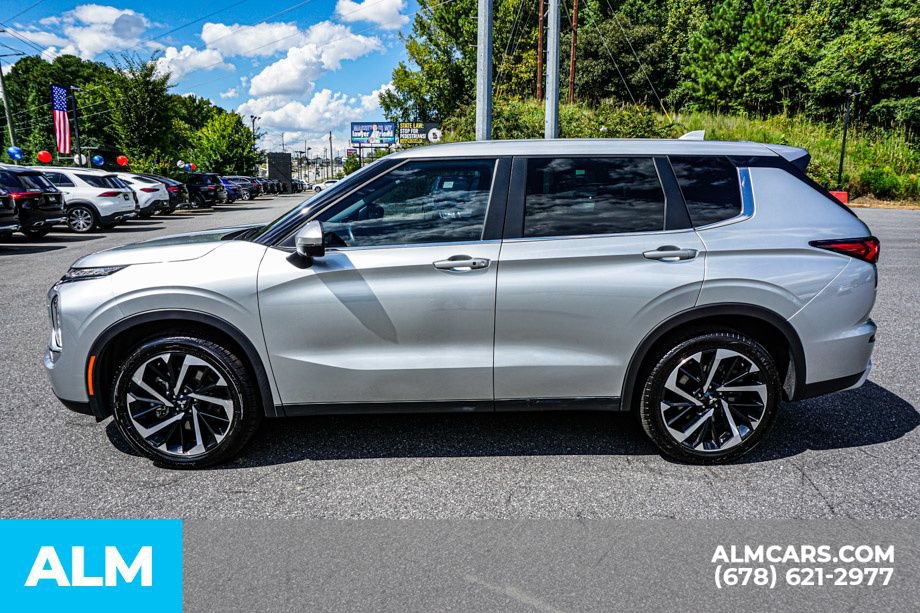 Used 2024 Mitsubishi Outlander SE AWD/4WD image 6