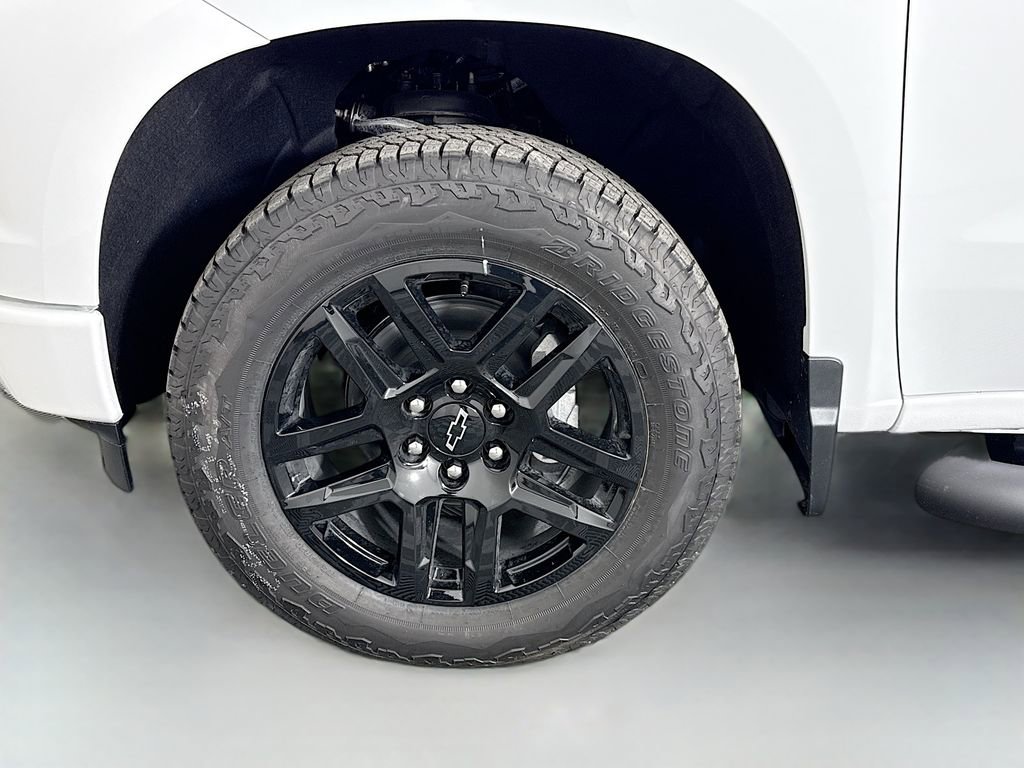New 2026 Chevrolet Silverado 1500 Custom w/ Turbomax Blackout Package image 29