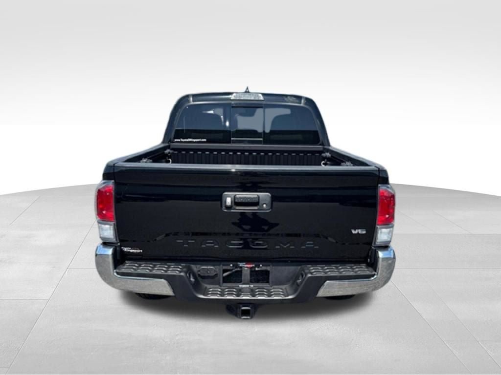 Used 2023 Toyota Tacoma TRD Off-Road AWD/4WD image 6