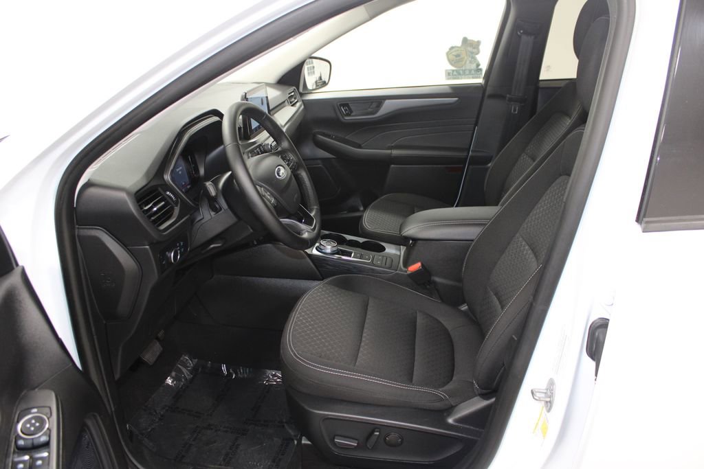Used 2024 Ford Escape Active image 22