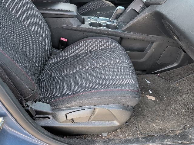 Used 2011 Chevrolet Equinox LT w/ Driver Convenience Package image 9