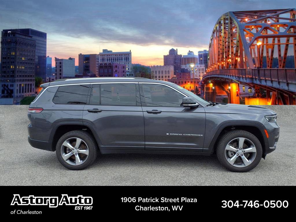 Used 2022 Jeep Grand Cherokee L Limited AWD/4WD image 2