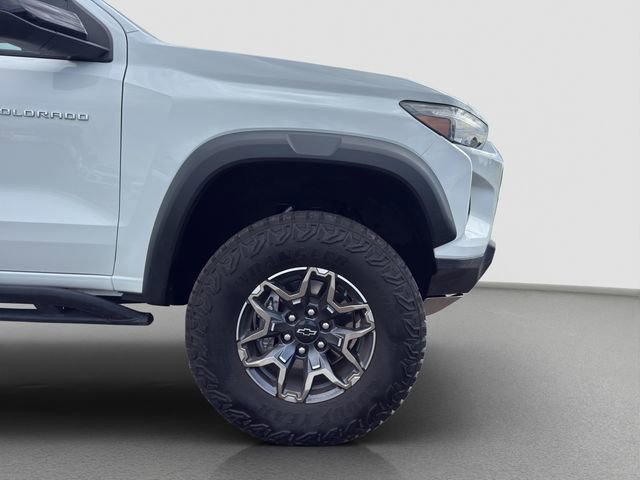 Used 2024 Chevrolet Colorado ZR2 w/ Safety Package AWD/4WD image 21