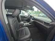 Used 2022 Ford Explorer XLT w/ Equipment Group 202A AWD/4WD image 9