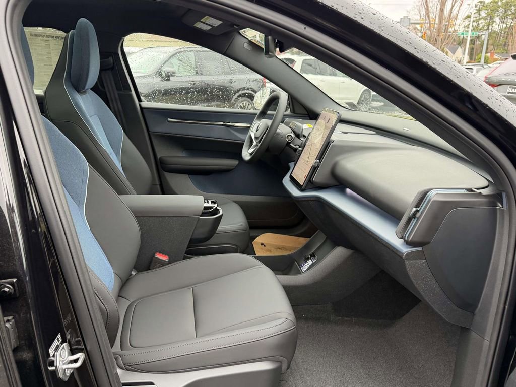 New 2026 Volvo EX30 Plus w/ Protection Package Premier image 10