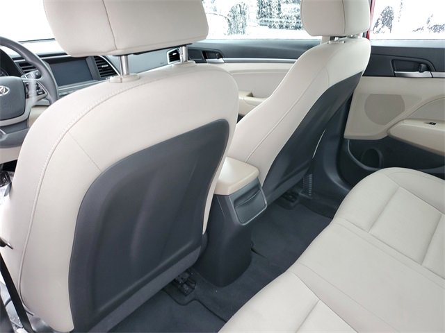 Used 2017 Hyundai Elantra SE image 24
