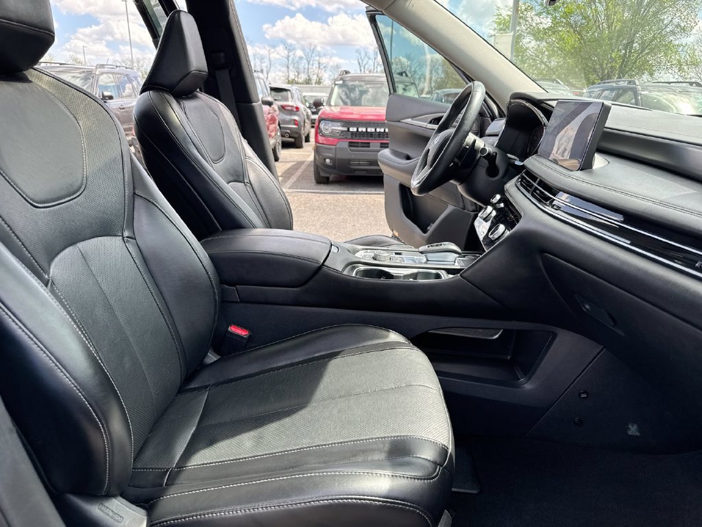 Used 2023 INFINITI QX60 Luxe w/ Cargo Package AWD/4WD image 22