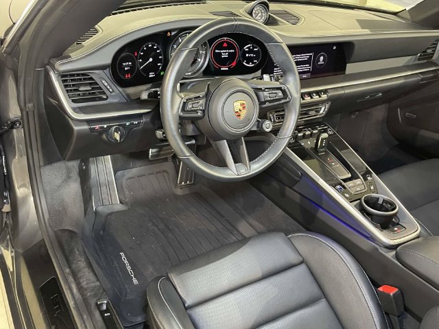 Used 2024 Porsche 911 Carrera GTS RWD image 4
