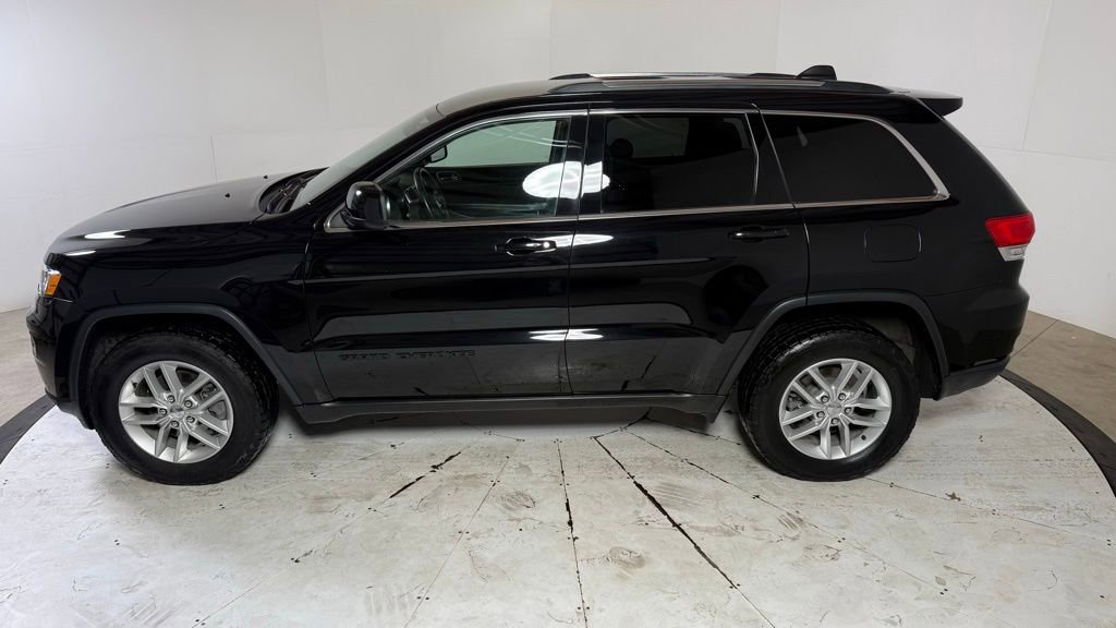 Used 2018 Jeep Grand Cherokee Laredo image 4