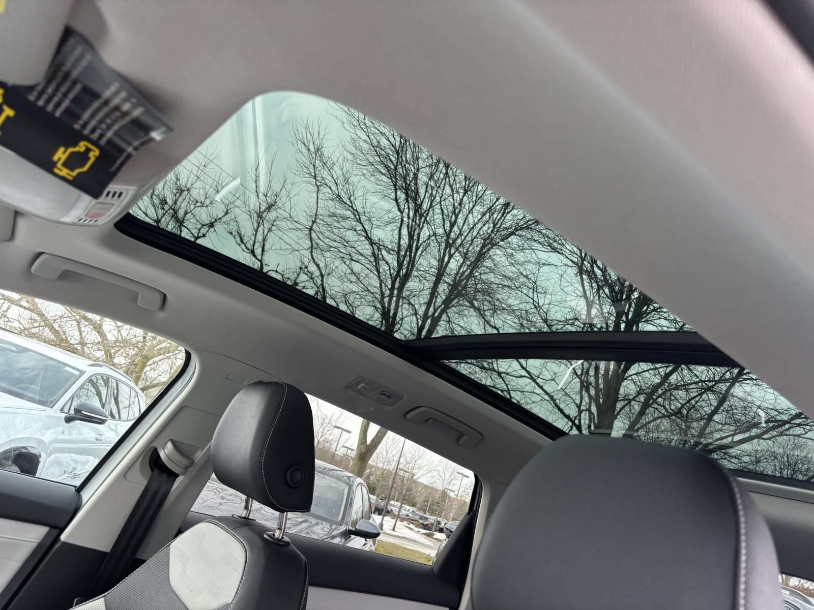 New 2026 Volkswagen Taos SEL AWD/4WD image 27