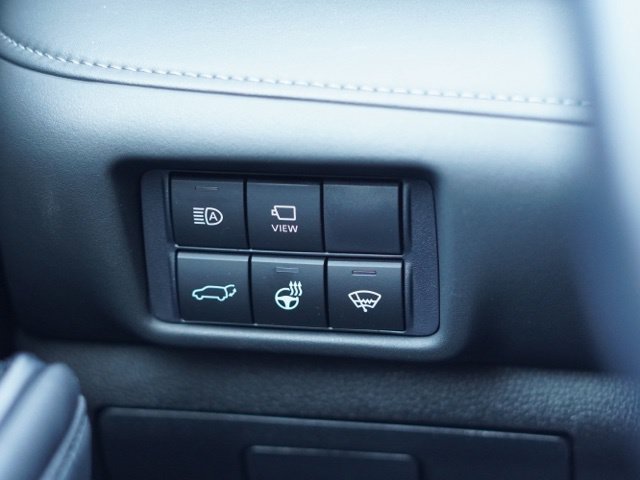 Certified 2021 Toyota Highlander Limited AWD/4WD image 20