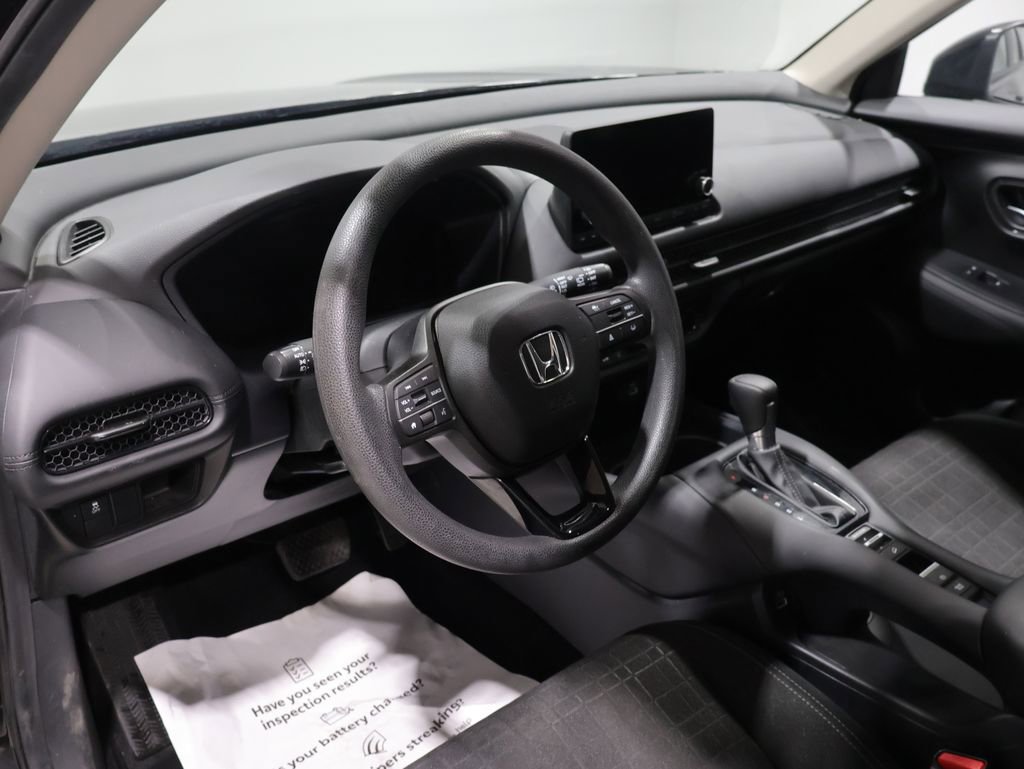 Used 2023 Honda HR-V LX image 16