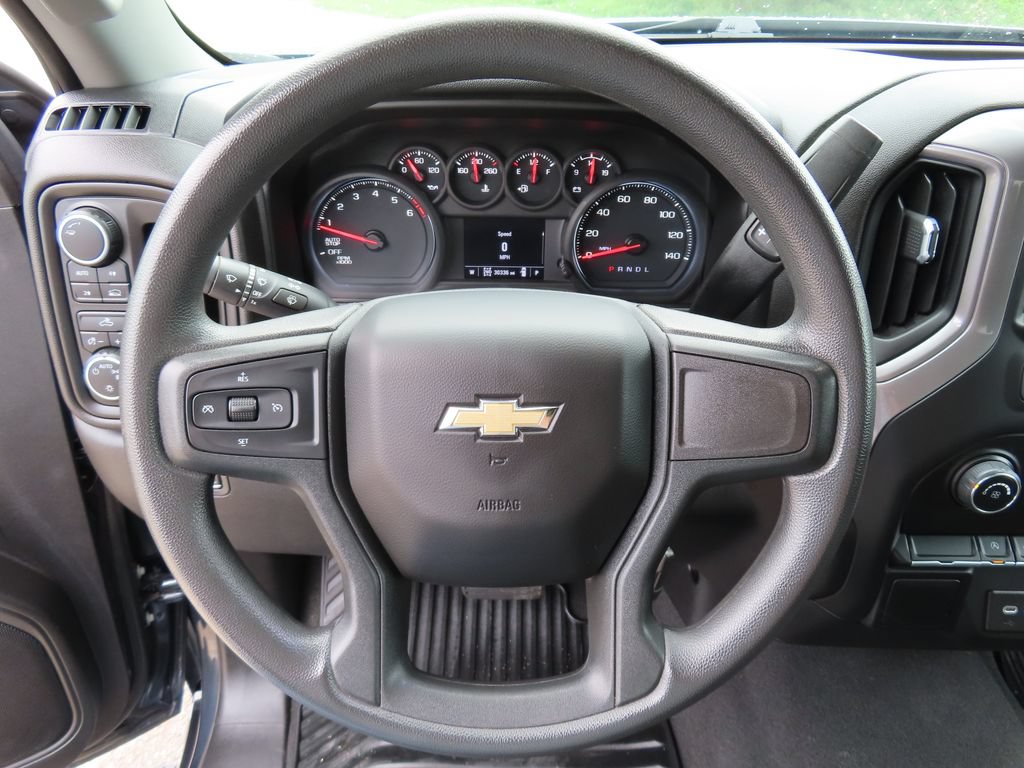Certified 2022 Chevrolet Silverado 1500 Custom AWD/4WD image 15