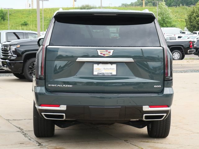 Used 2025 Cadillac Escalade ESV Premium Luxury w/ LPO, Floor Liner Package AWD/4WD image 6