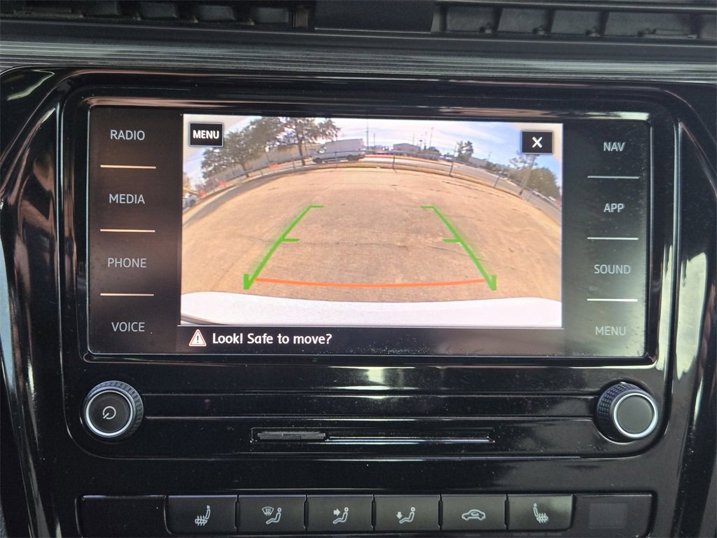 Used 2021 Volkswagen Passat 2.0T R-Line image 19