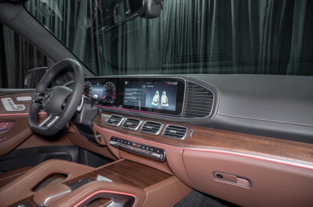 New 2026 Mercedes-Benz GLS 450 4MATIC image 15