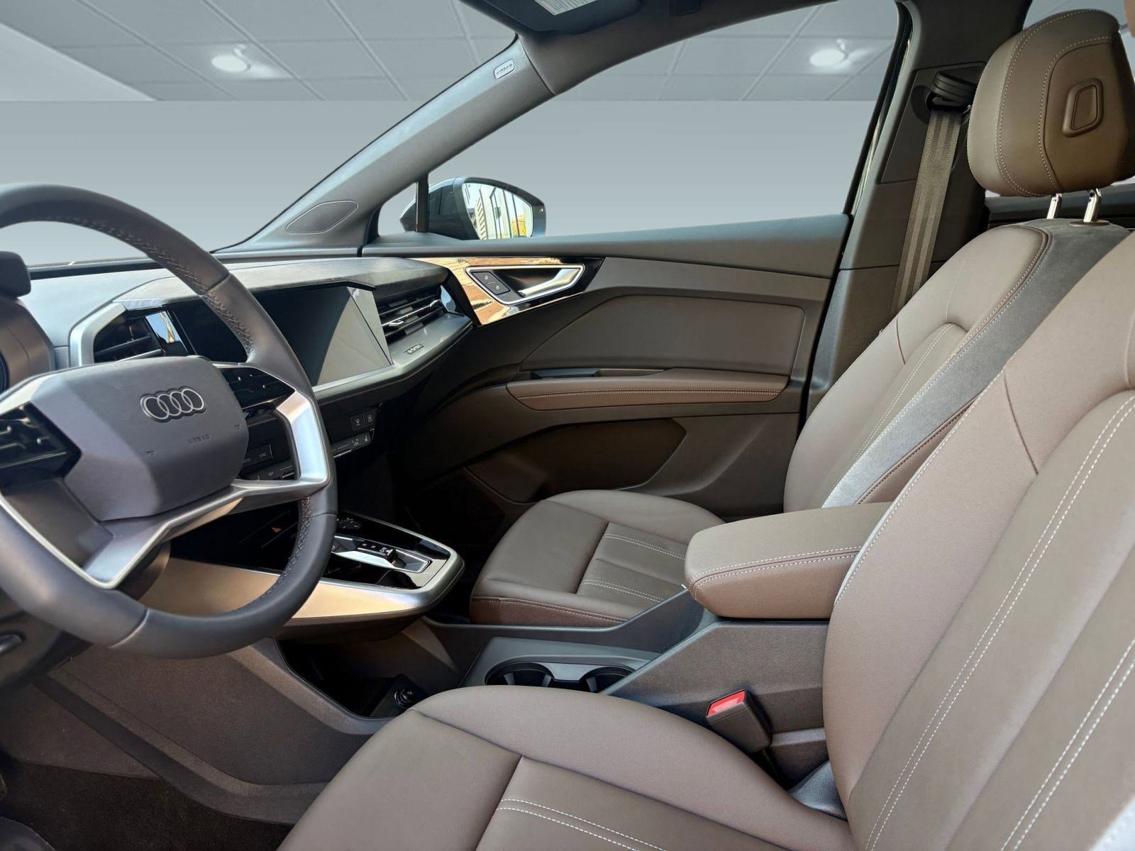New 2026 Audi Q4 e-tron Premium image 27