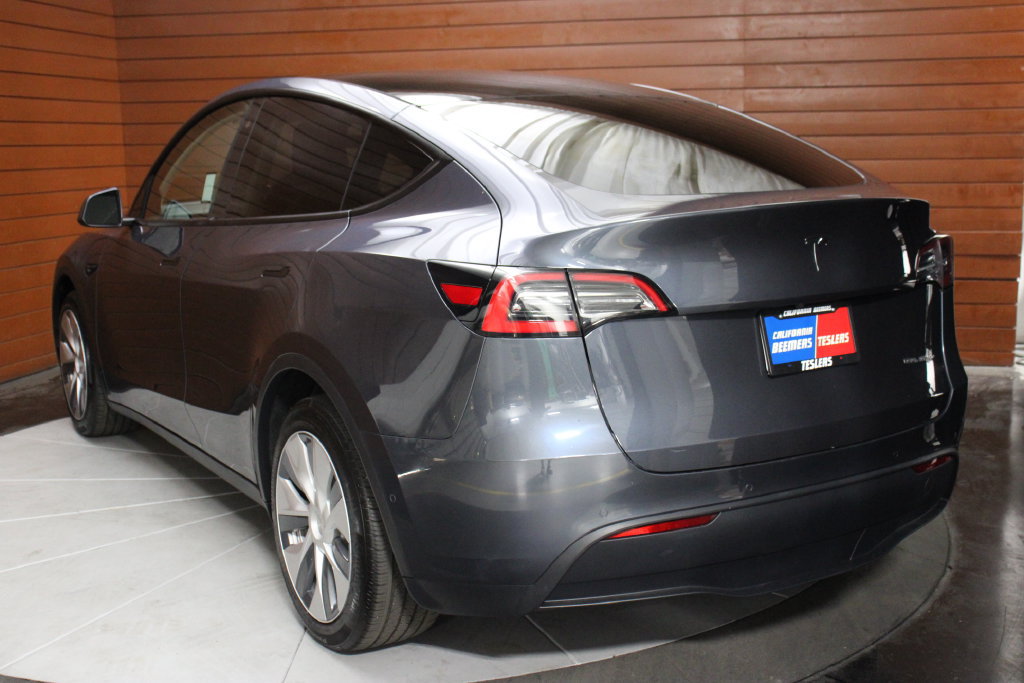Used 2020 Tesla Model Y Long Range AWD/4WD image 28
