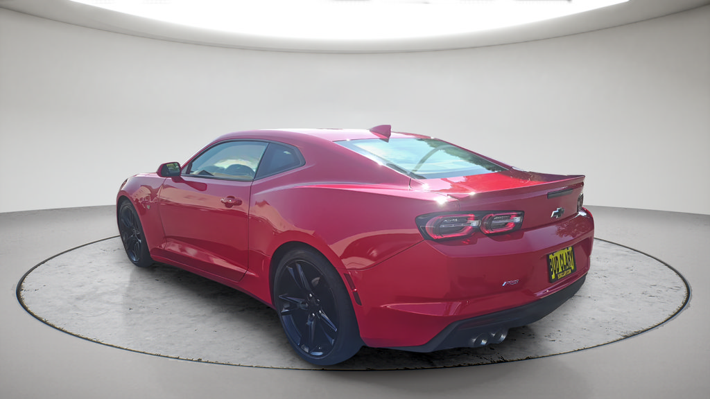 Used 2019 Chevrolet Camaro LT RWD image 7