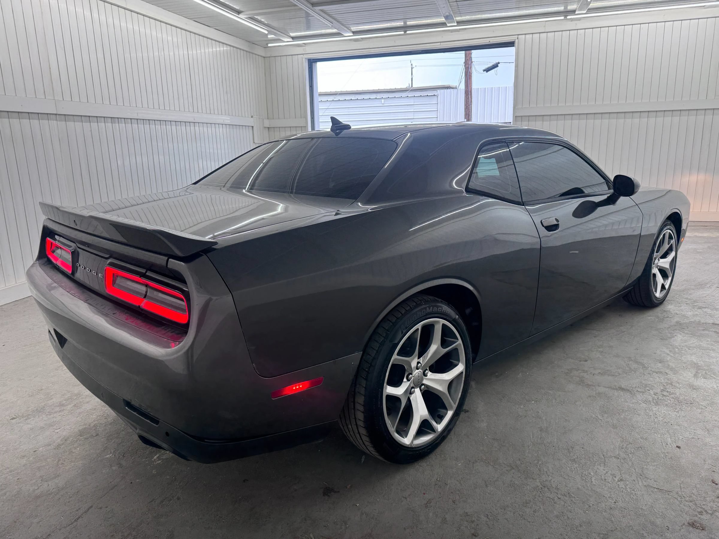 Used 2016 Dodge Challenger SXT Plus RWD image 5