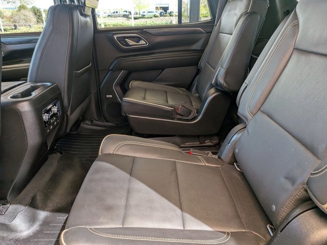 Used 2021 GMC Yukon SLT w/ SLT Luxury Plus Package image 19